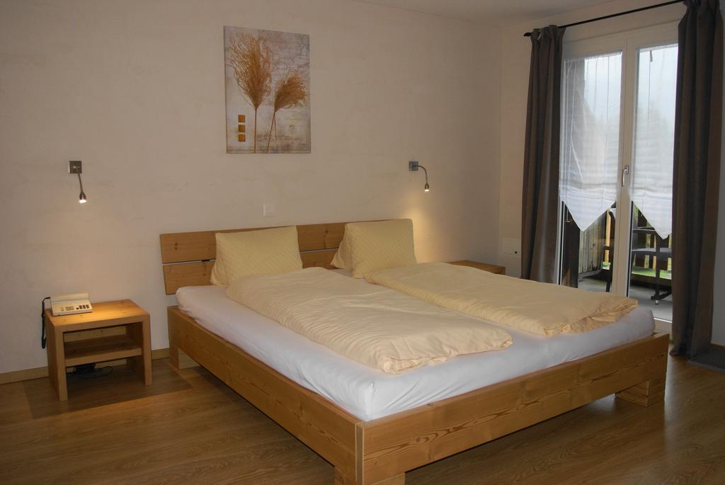 Hotel Bad Schwarzsee Bad-Schwarzsee Oda fotoğraf