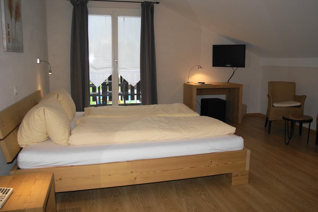 Hotel Bad Schwarzsee Bad-Schwarzsee Oda fotoğraf